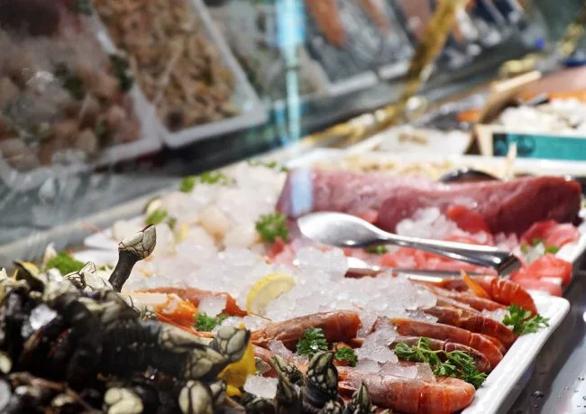 crostacei e crudi freschi