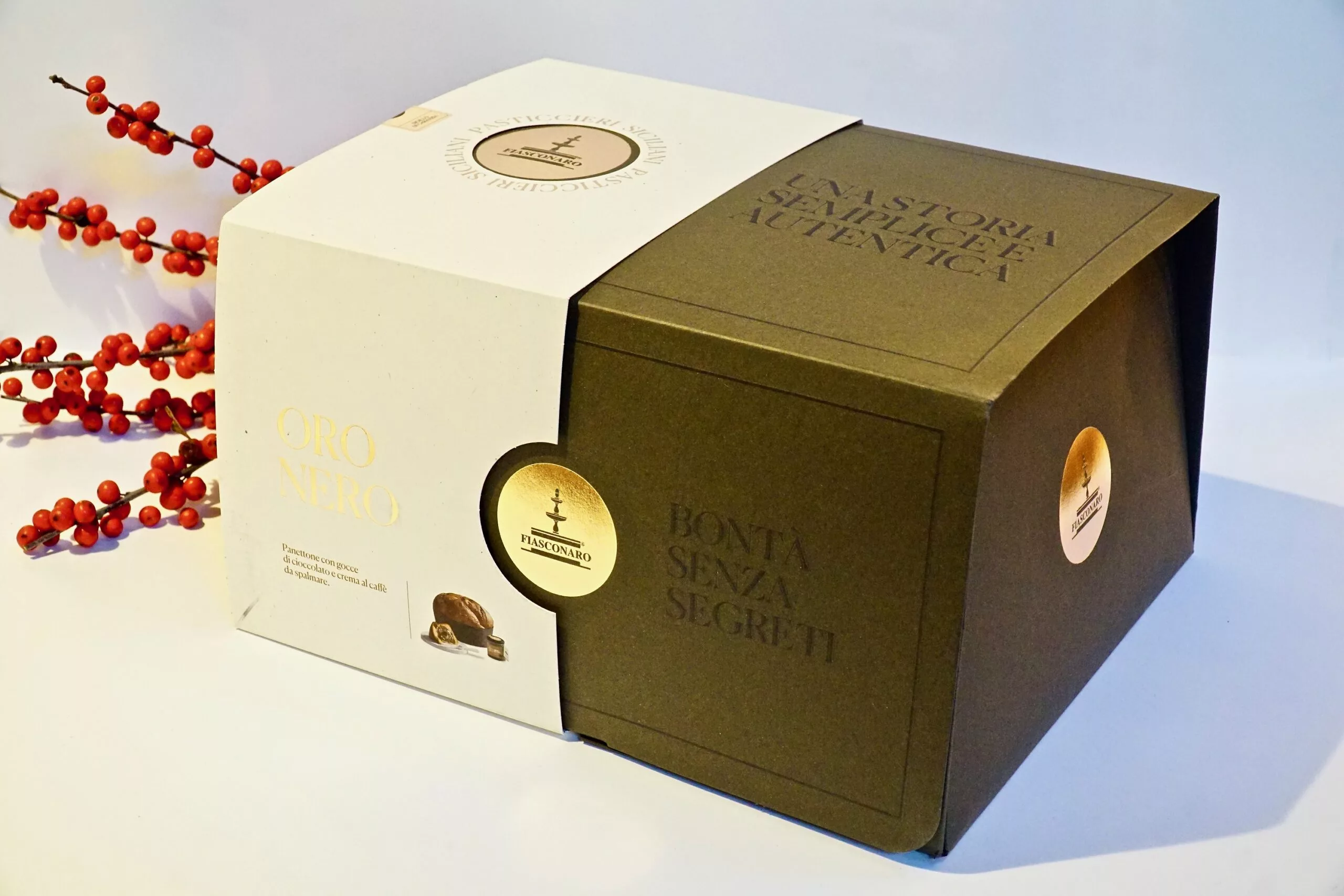 ORO NERO PANETTONE FIASCONARO